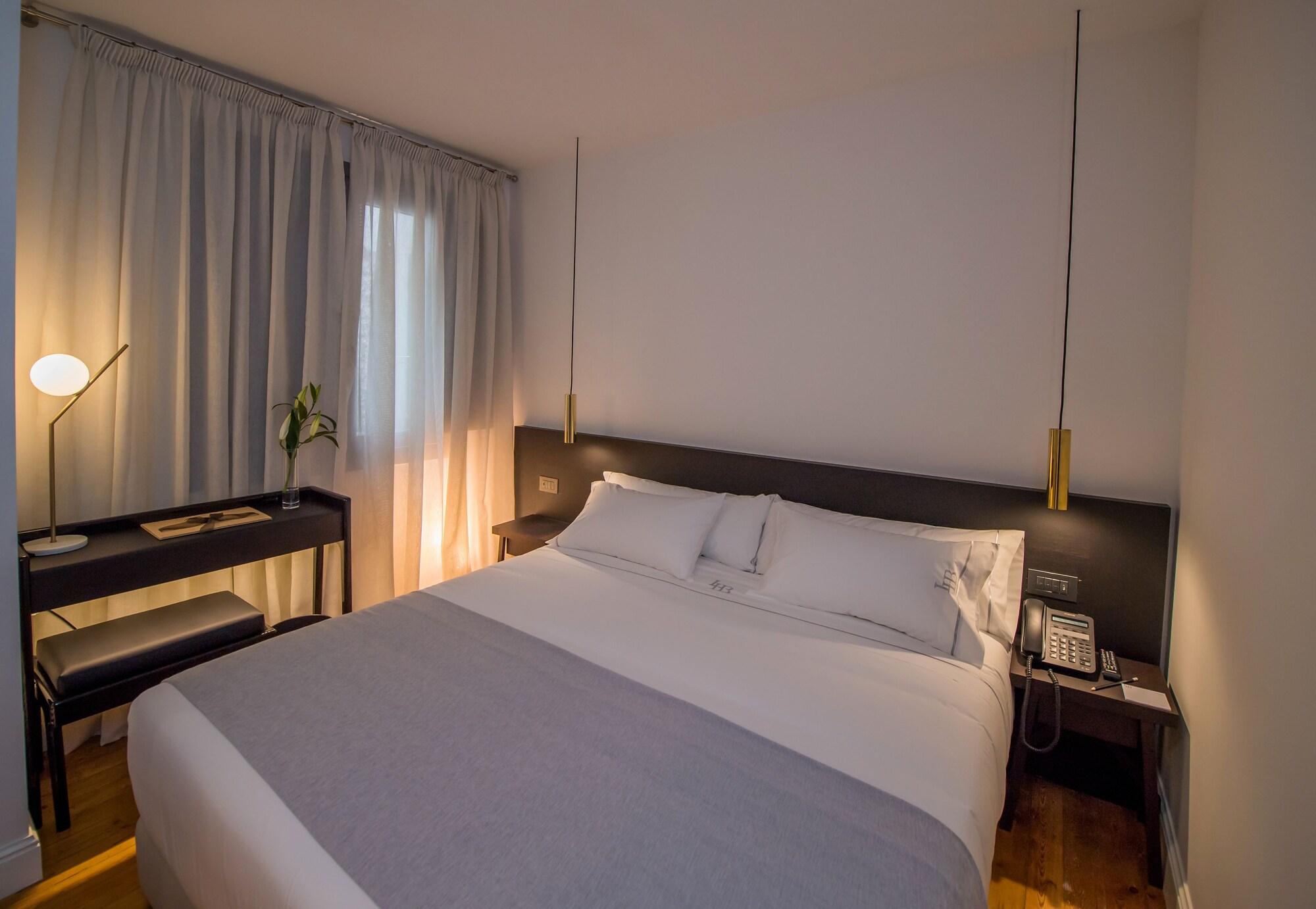 Hotel Boutique Loriente Рибадео Екстериор снимка